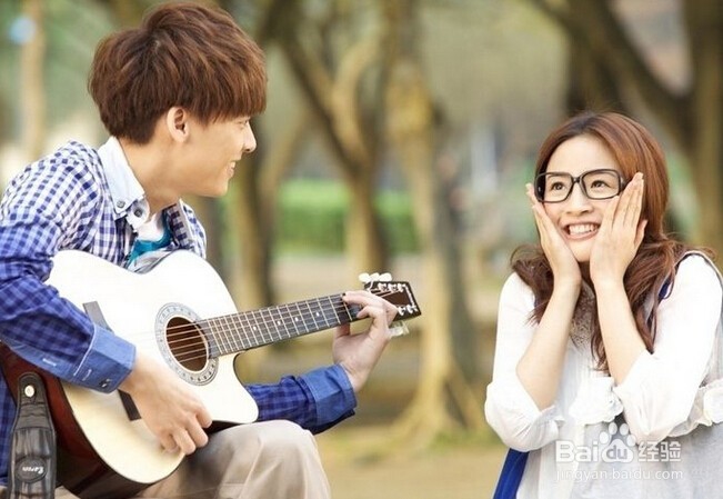 伊能静抱女儿现身 女人再婚需要注意些什么？