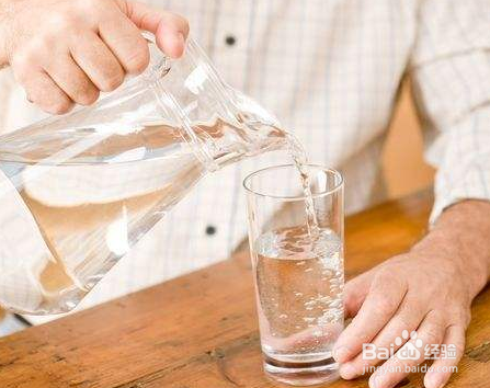 夏季如何预防中暑呢？