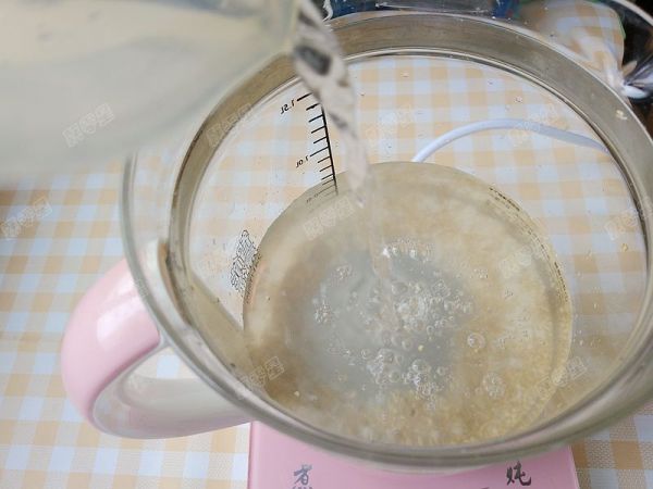 杂蔬藜麦鳕鱼粥