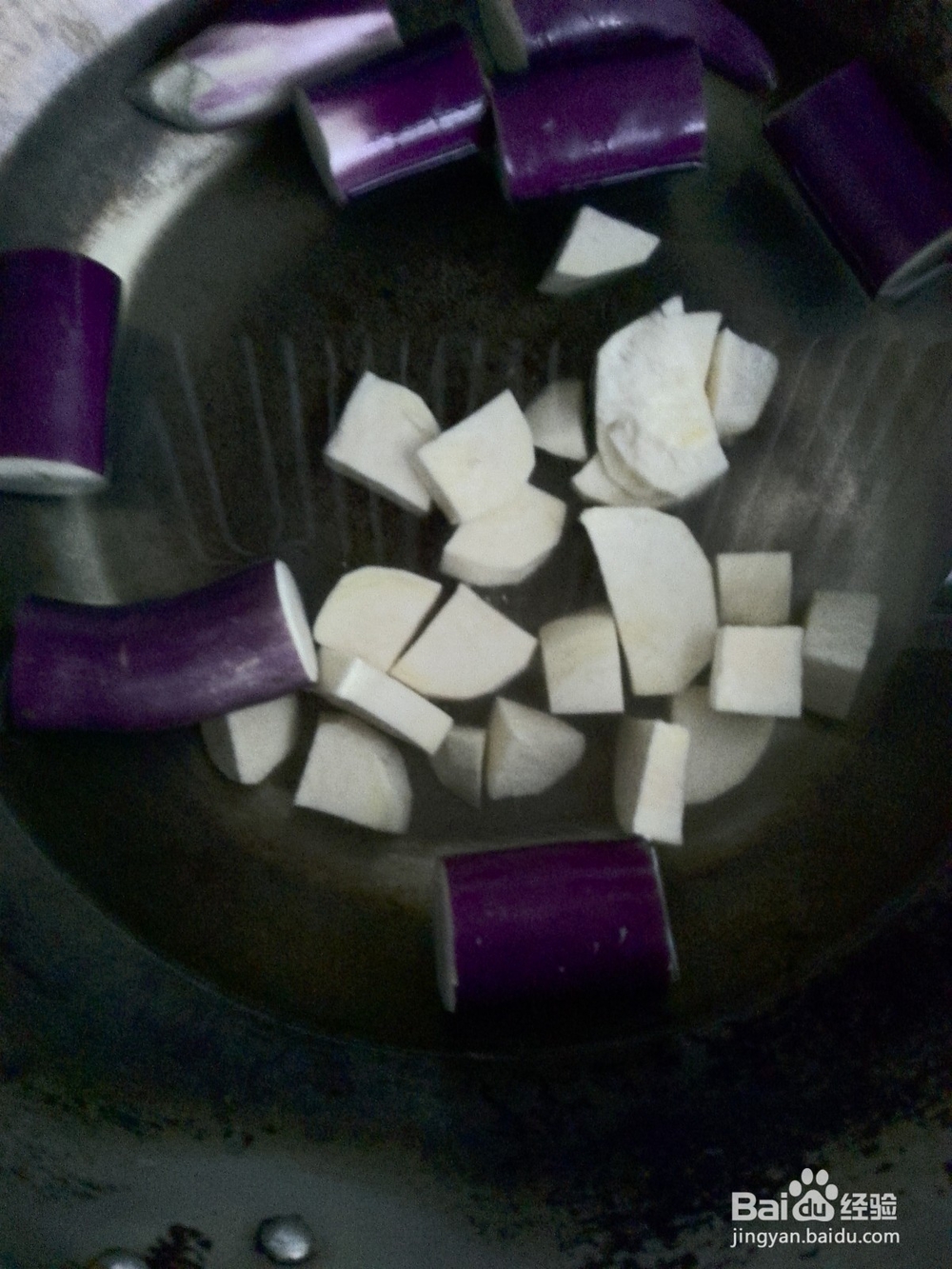 红烧地瓜茄子的制作过程