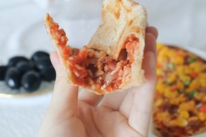 酥脆全麦薄底披萨怎么做