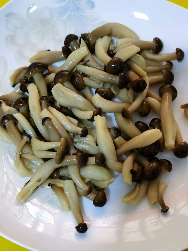 小白菜炒蟹黄菇