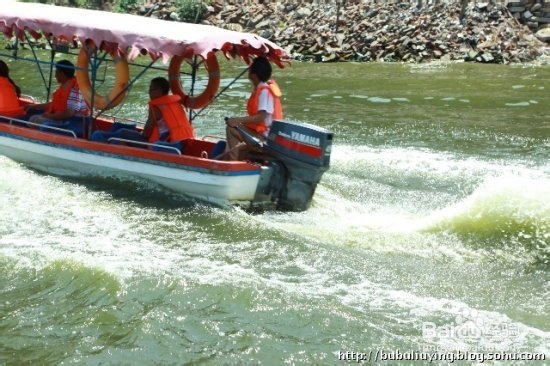 白洋淀二日游 泛舟赏荷白沟购物