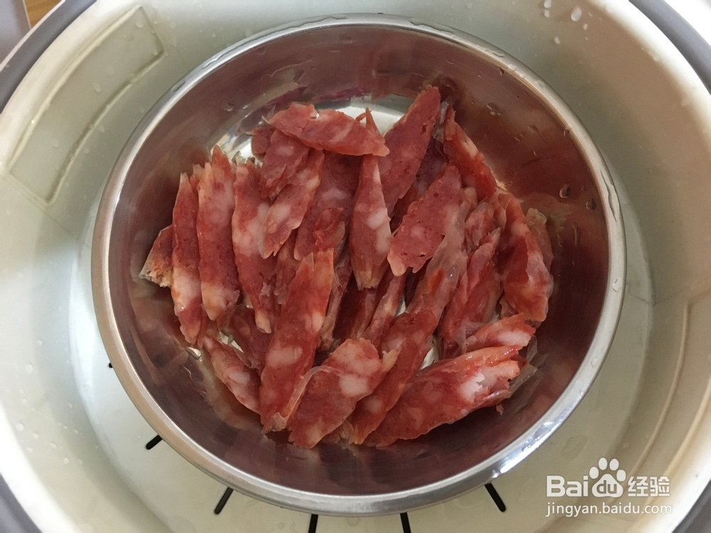 冬天菜谱——腊肠焖扁豆的做法,绵密香甜