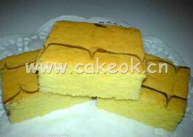 全蛋打法的超松软海绵蛋糕的配方与制作