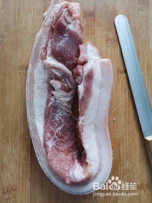红烧肉炖鹌鹑蛋的做法