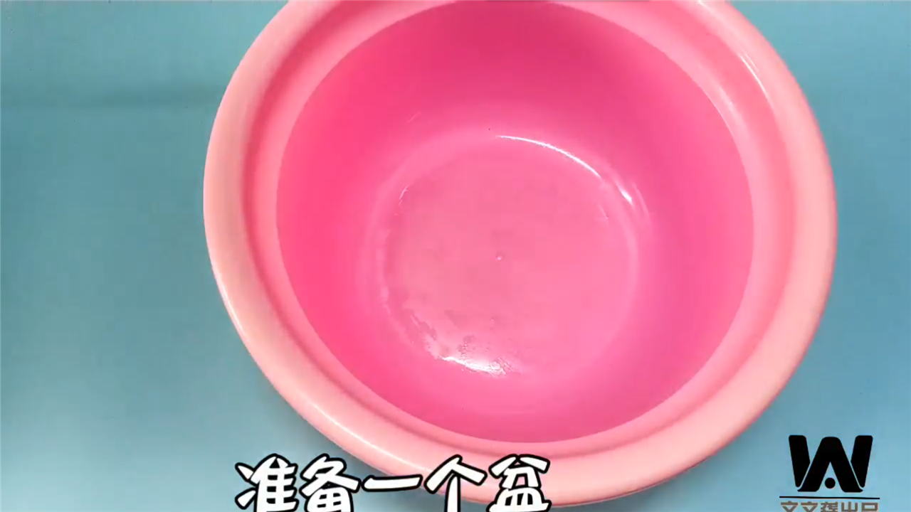 怎样洗绒裤才不会褪色