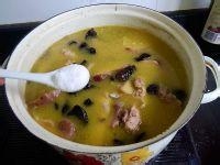 应该这样做花菇黑木耳炖土鸡