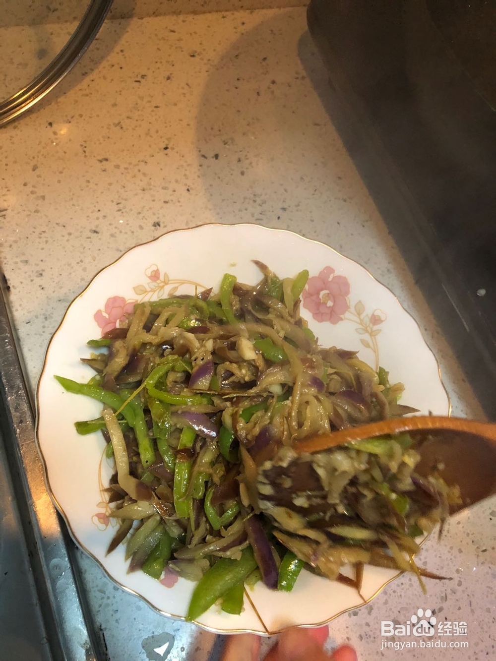 茄子炒青椒 家常做法
