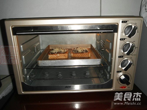 吐司牛排香菇披萨