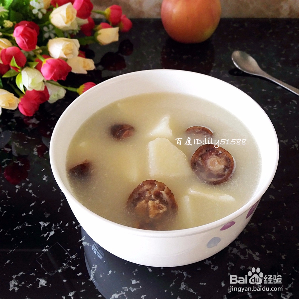 腊猪尾巴怎么做好吃？熏好的猪尾巴炖汤做法