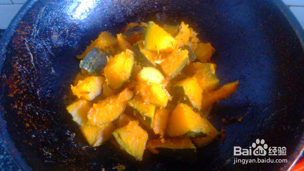 南瓜怎么做最好吃——东北家常菜“南瓜炖土豆”
