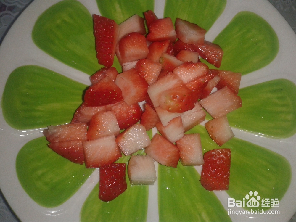 如何制作草莓奶油生日蛋糕(超详细)