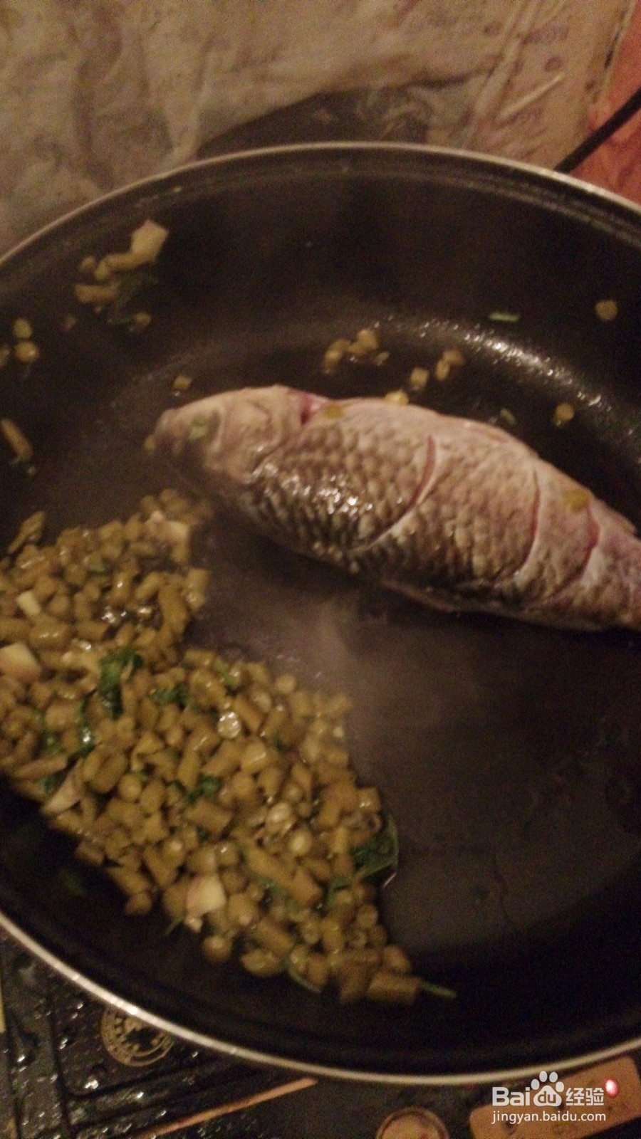 家常菜--酸豆角白菜鱼的做法