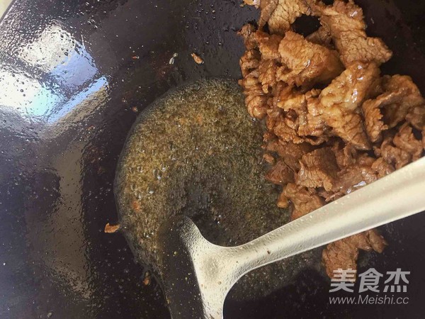 蒜薹炒肉的做法