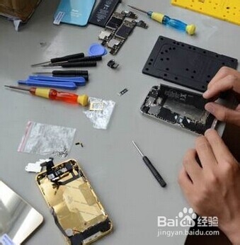 苹果机看人家也拆了真是土豪 iphone4S变形