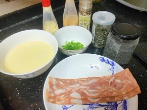 怎么做美味的培根鸡蛋卷