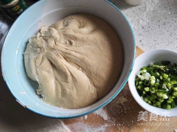 发面葱油饼的做法