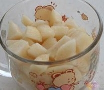 清火润肺之百合雪梨粥