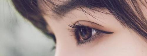 眼镜怎么戴是正确的