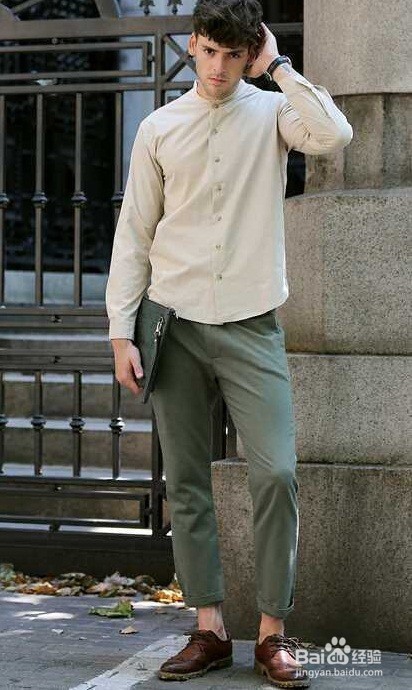 男士立领衬衫搭配图