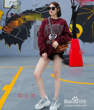 女生穿老爹鞋怎么搭配衣服？