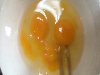 鲫鱼鸡蛋汤怎么做