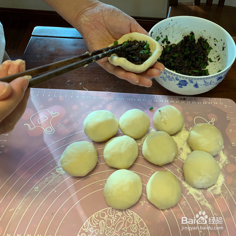 孩子爱吃的梅干菜肉饼
