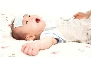 宝宝高烧物理降温的方法有哪些？