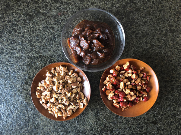 红枣核桃蜂蜜蛋糕