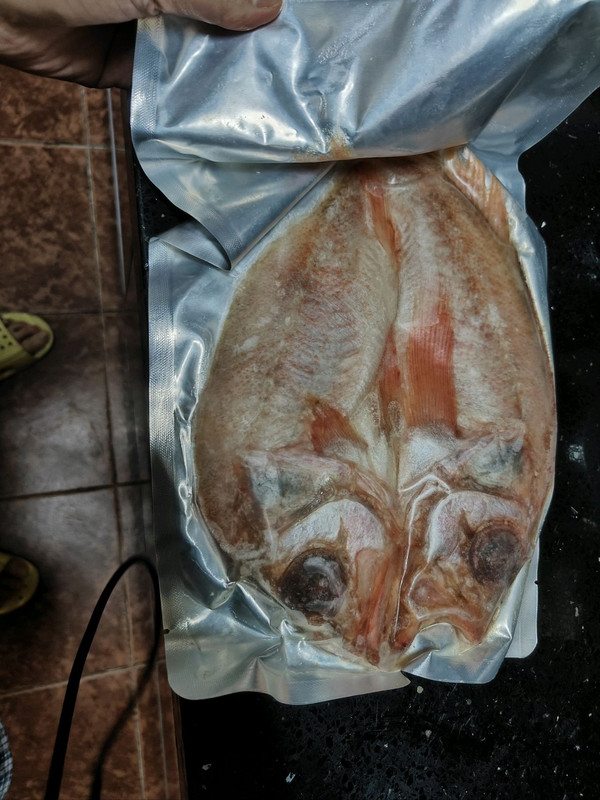 真选海鲜捞汁蒸鱼