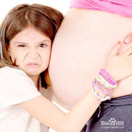 二胎家庭，如何让老大接受二宝呢？