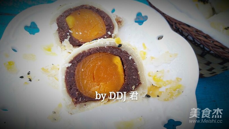 蛋黄酥的家常做法