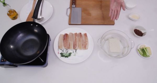 阿拉斯加狭鳕鱼豆腐汤