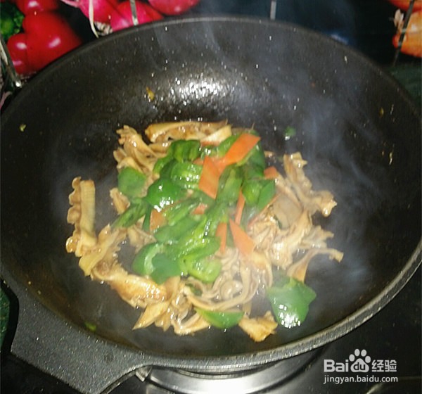 好吃的青椒炒肚片
