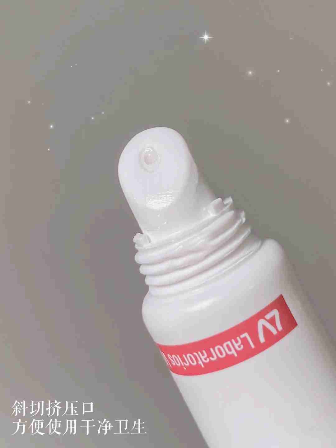 它是唇纹的死敌，这款唇膏还有人不知道吗？