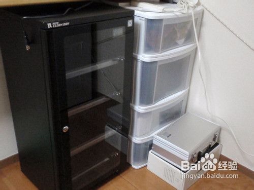 望远镜保护需要防潮箱