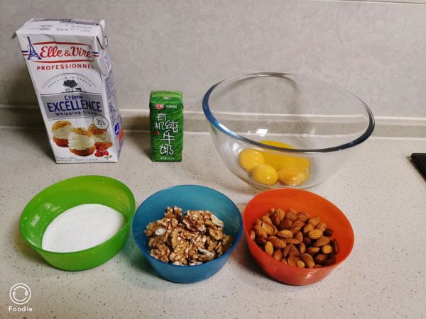 核桃杏仁冰淇淋