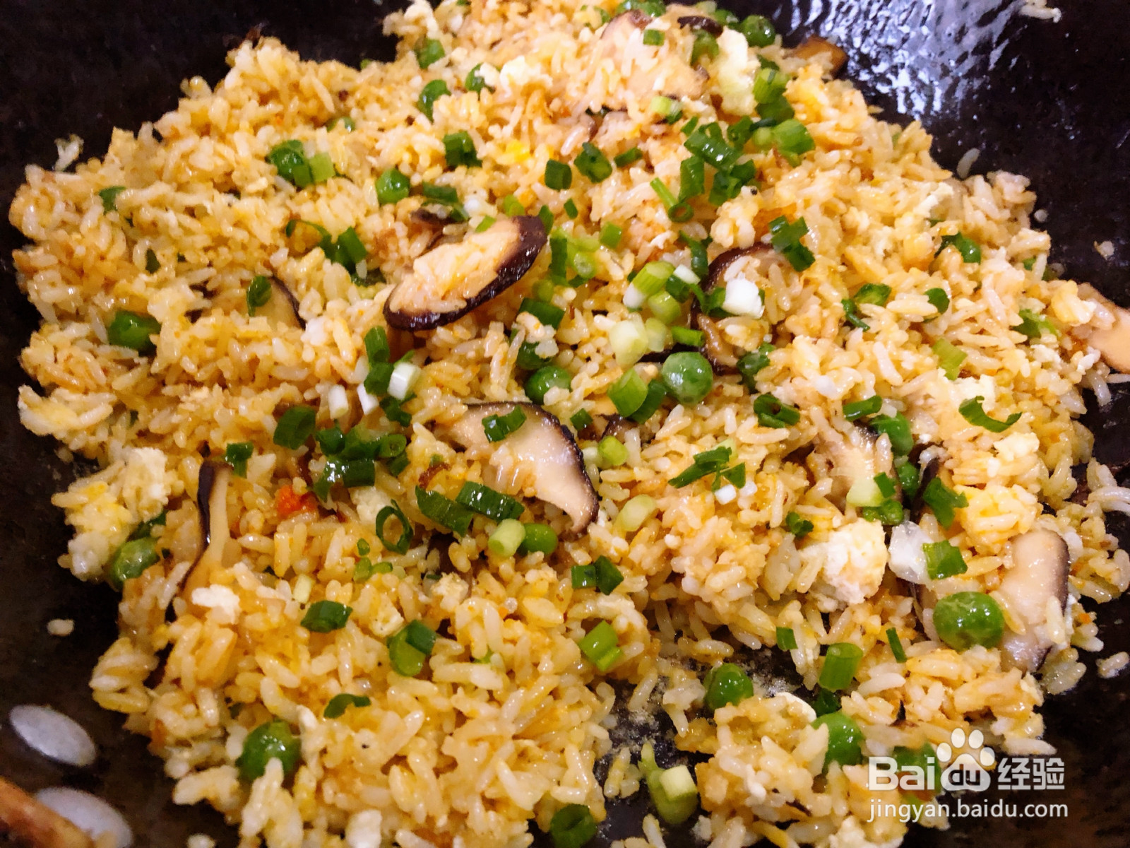 蟹黄炒饭的做法
