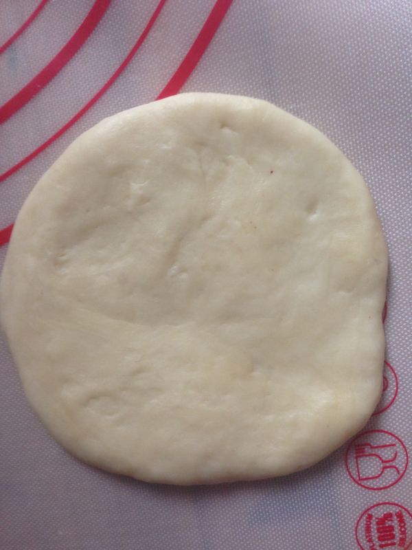 豆沙牛奶小面包