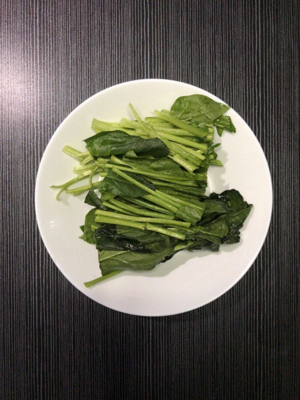 胡萝卜菠菜玉米团子