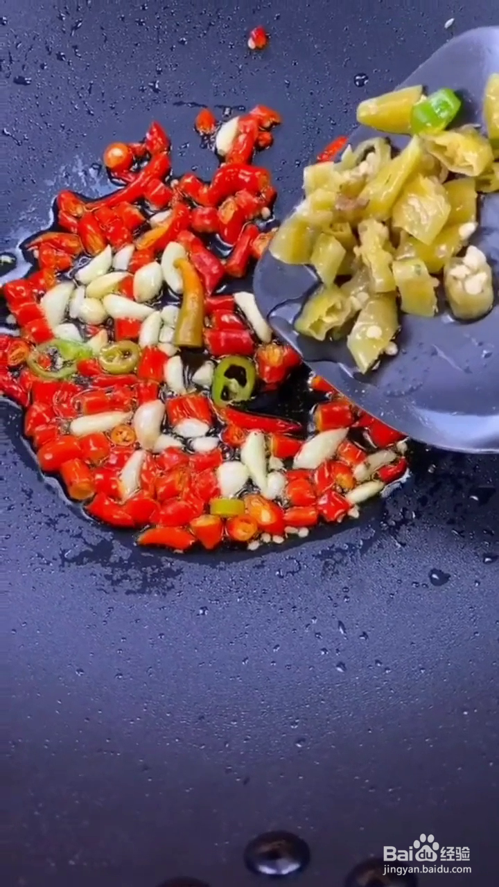 如何制作好吃的香菜炒黄牛肉