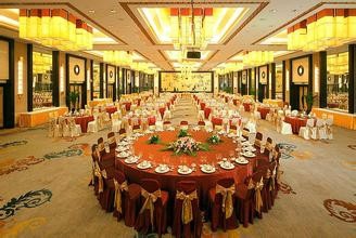 毕业后如何组织同学聚会