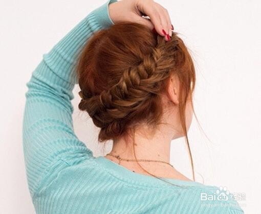 欧美麻花辫盘发 打造复古时尚feel