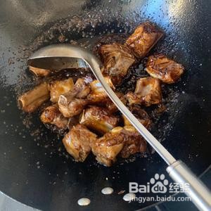 如何制作一款爆款酥脆酸的甜糖醋排骨