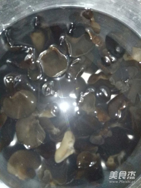 木耳刺身的做法