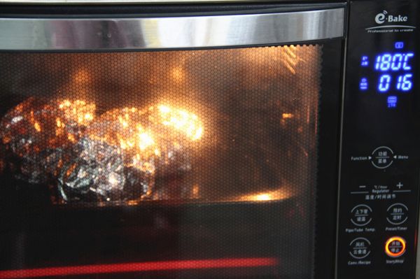 芝士鸡蛋火腿包