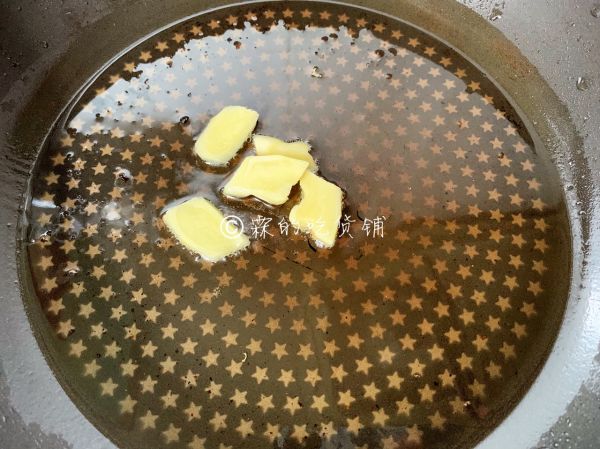 可乐黄桃焖鸡翅