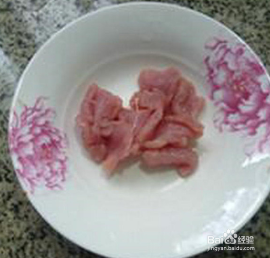 瘦肉片黄瓜炒人参果的做法