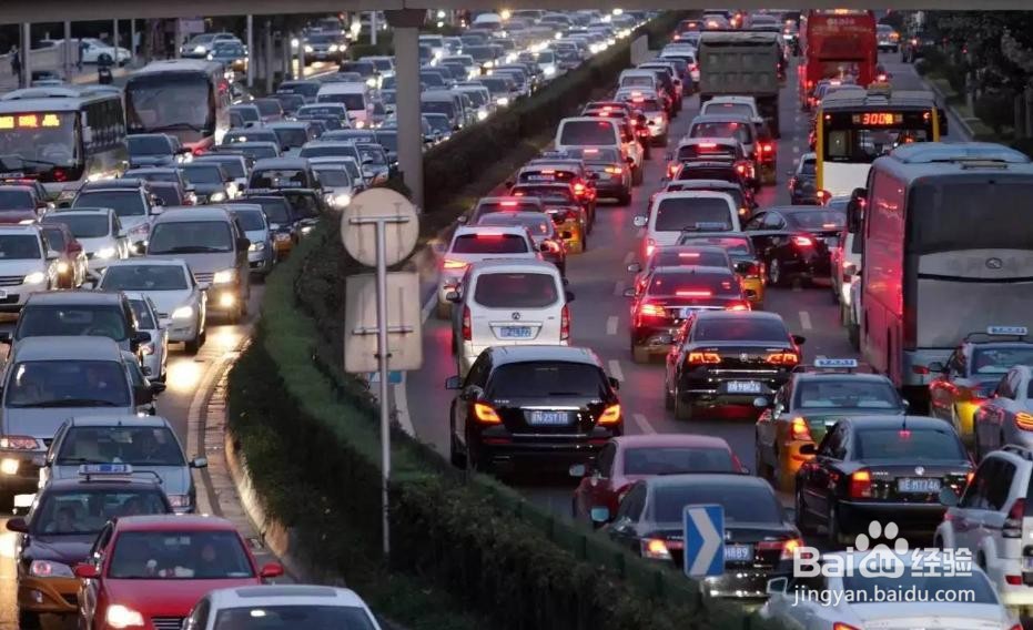 行车记录仪怎么看回放